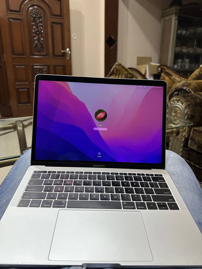 Macbook pro 2017 0