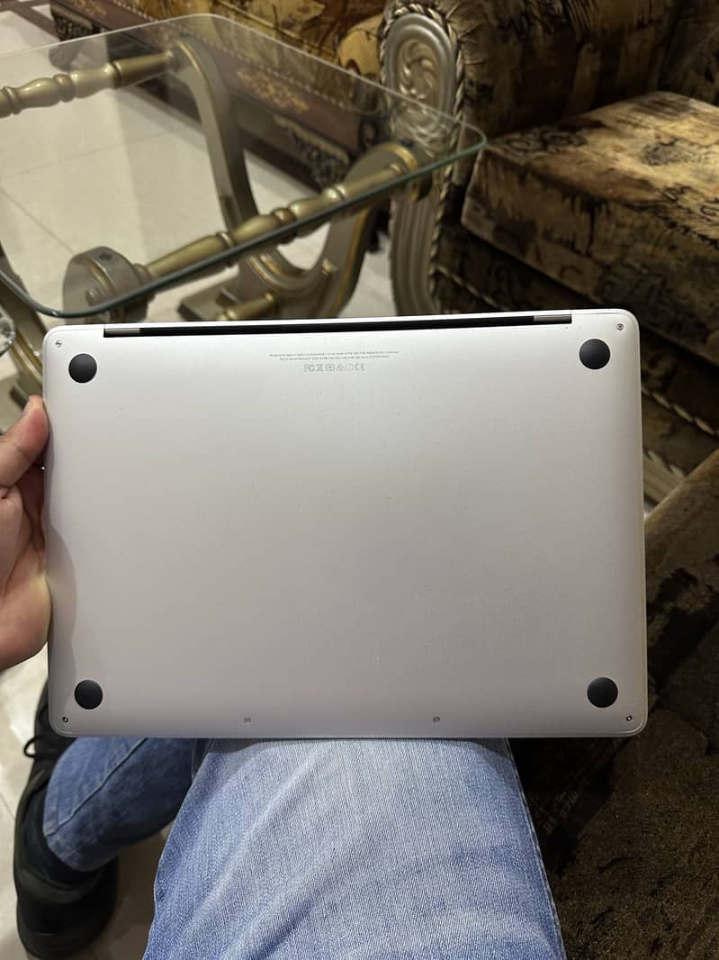Macbook pro 2017 4