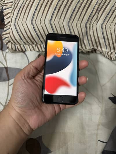 iPhone 7 PTA APPROVED 32 gb 10/10 Condition