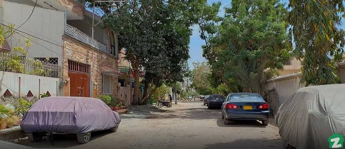 240 Square Yards Residential Plot Ideally Situated In Gulshan-E-Azeem