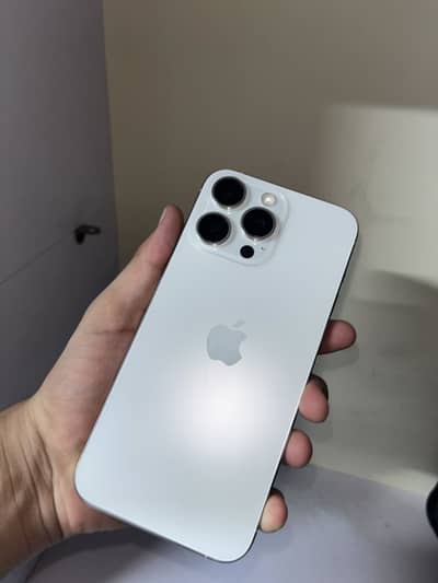 Apple iPhone 15 Pro Max white titanium 256Gb