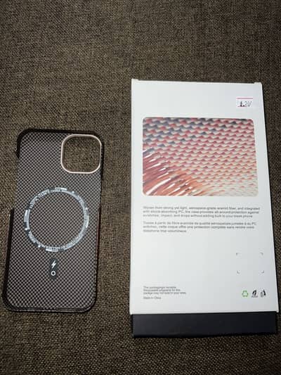 iPhone 13 Cover