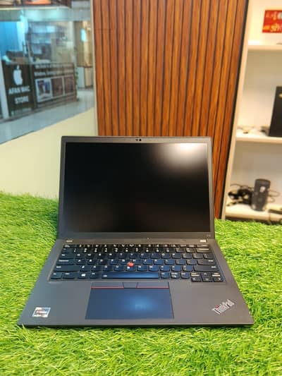 Lenovo X13 | Ryen 5 5600U | 16GB Ram and 256GB SSD | Touch Screen 13"