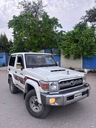 Toyota Land Cruiser 1989
