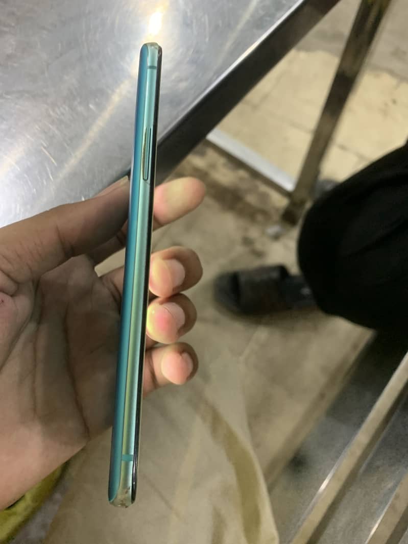 One Plus 8T 4