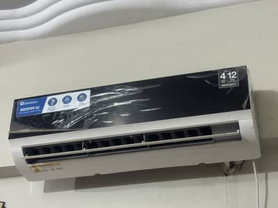 Dawlance inverter ac almost new