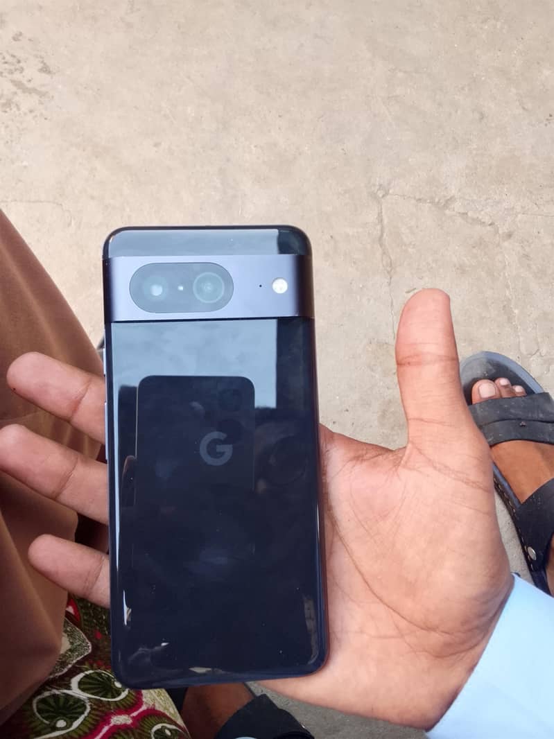 Google Pixel 8 7
