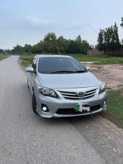 Toyota Corolla Altis 2012