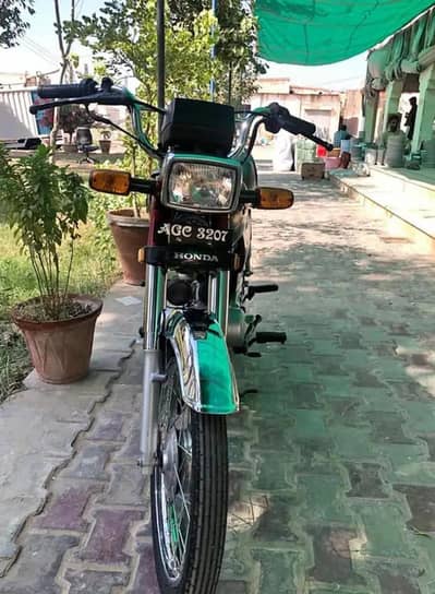 Honda CD 70 cc 2021 model urgent for sale