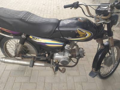 supreme 2022/8 original num plat 03/11/26/11/44/1