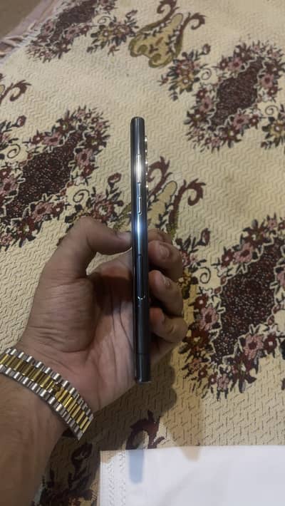 Samsung Mobile S22 Ultra