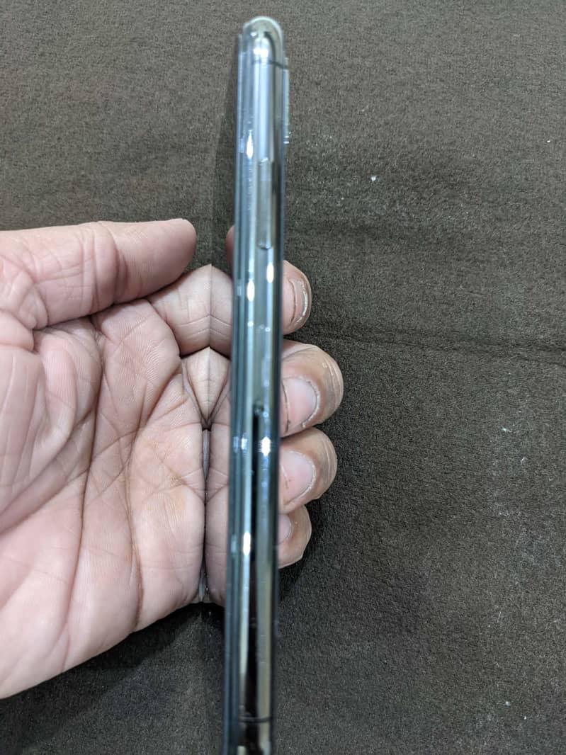 Apple iPhone X 2