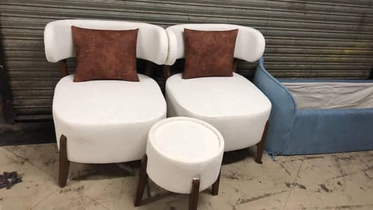 “Stylish Sofa Chair | Custom Cloth Colors