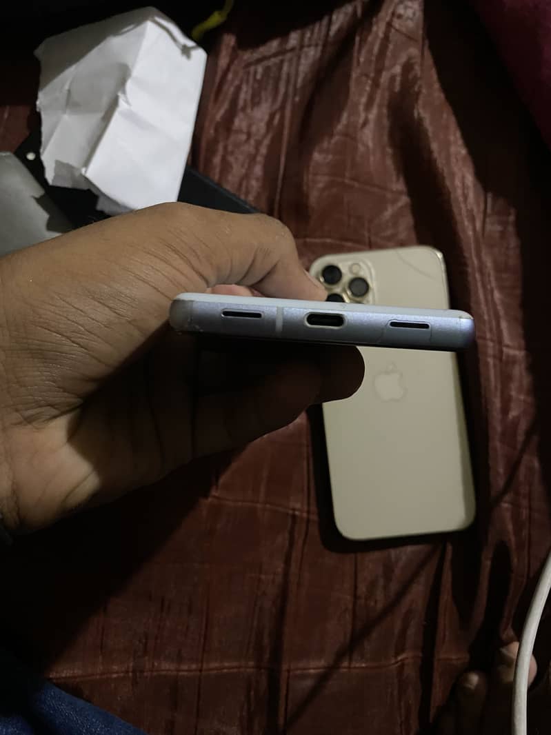 Google Pixel 7a 1