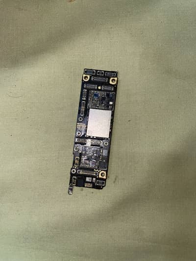 Apple iPhone 11 ka board h repair hona Jv h