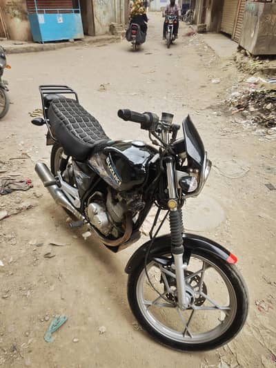Suzuki Gs 150 mint condition