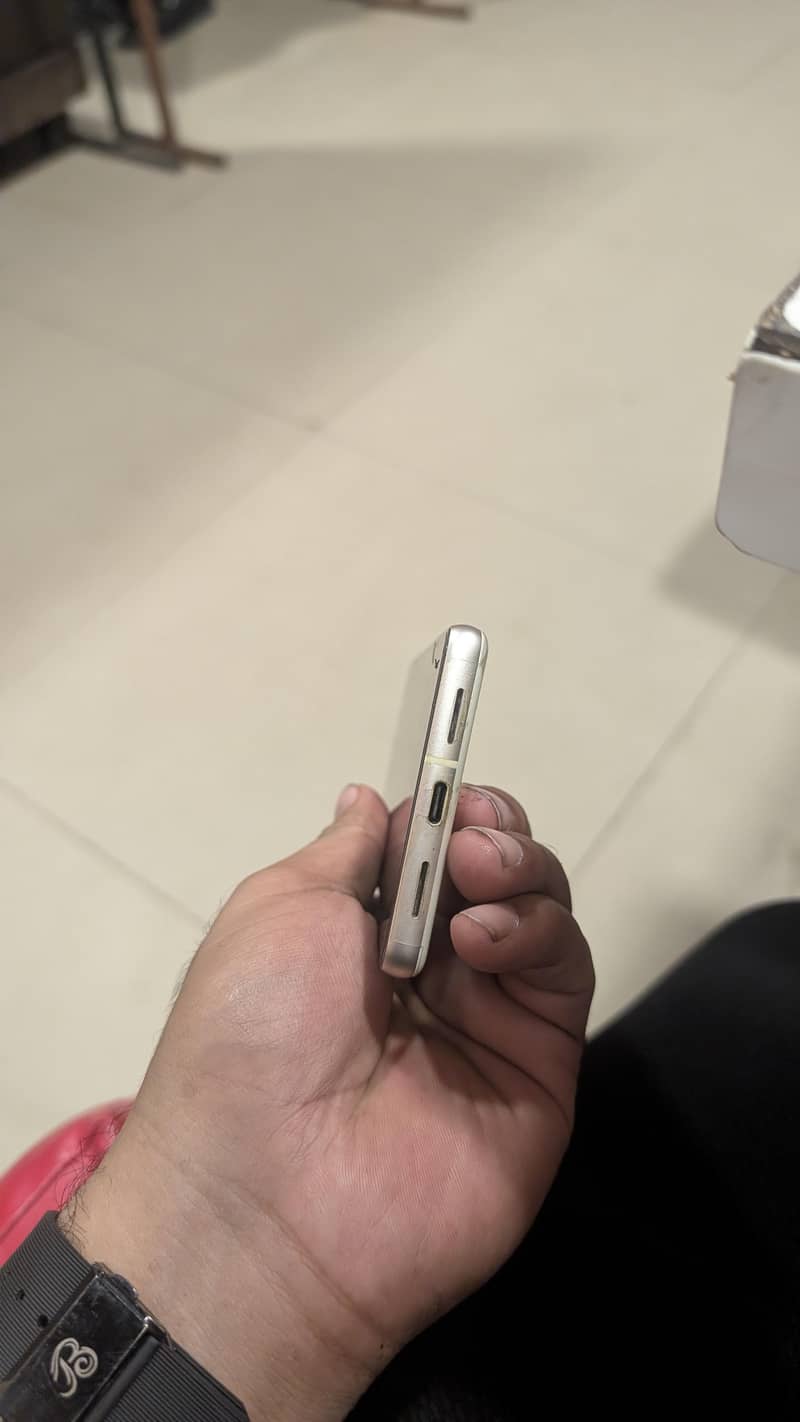 Google Pixel 7 3