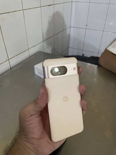 Google Pixel 8