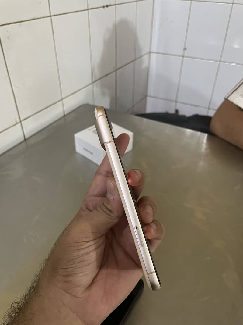 Google Pixel 8 3