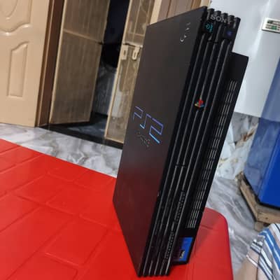 Playstation 2 In working condition with gaming Usb and 8Mb memory card