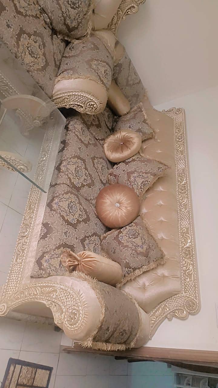 7seater sofa set 0