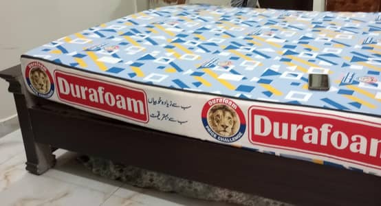 King size mattress for sale with 2 pillows