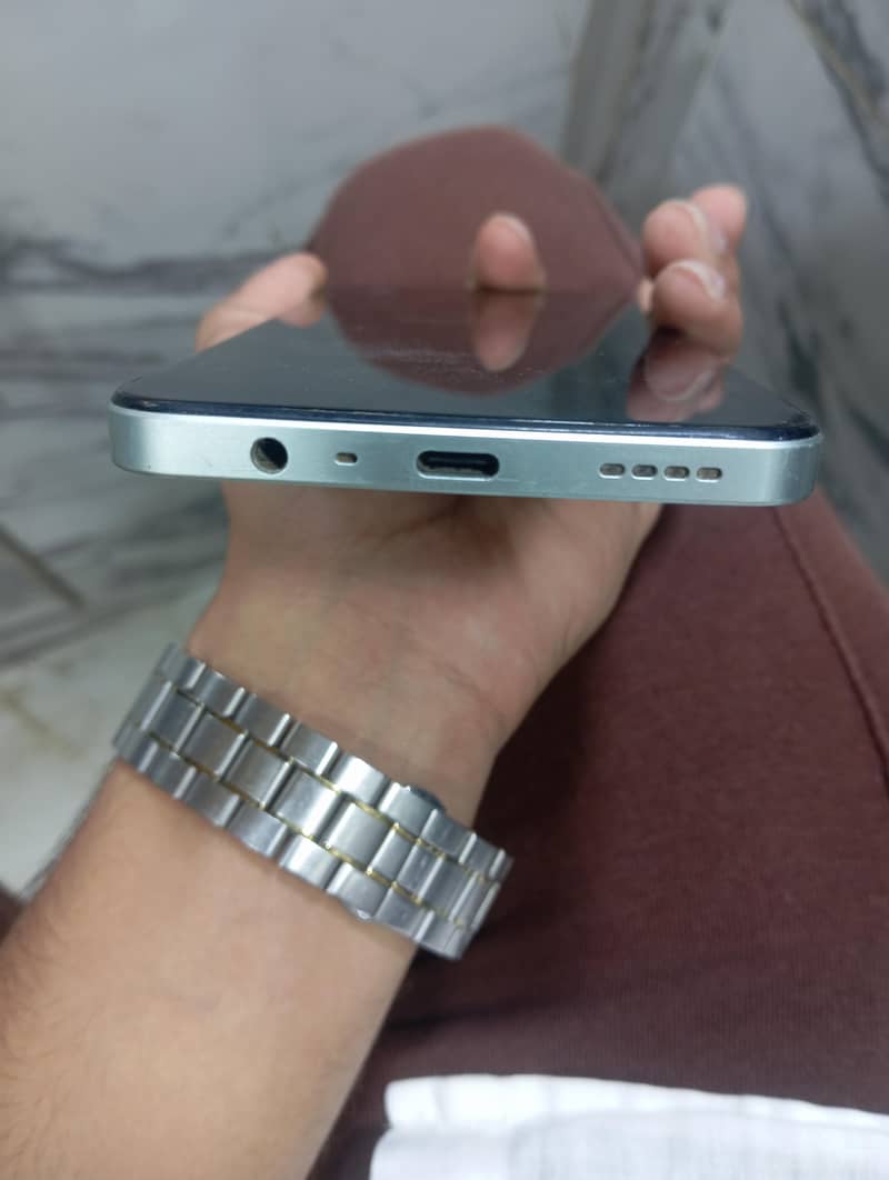 Realme Note 60x 2