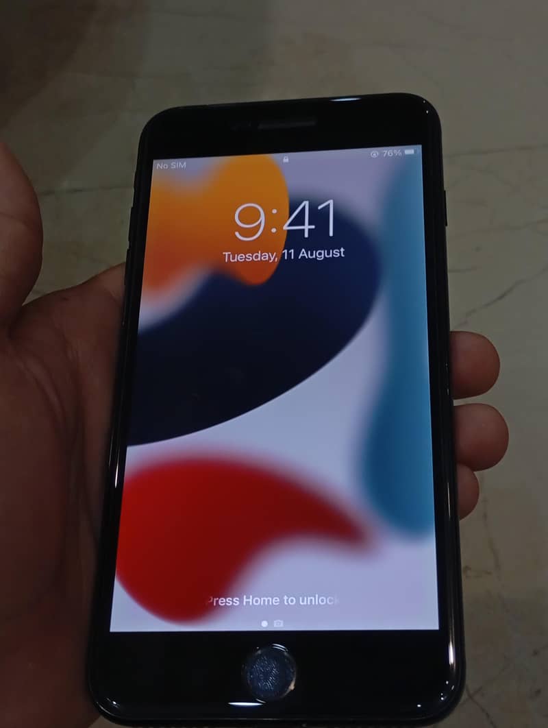 Apple iPhone 7 Plus 5