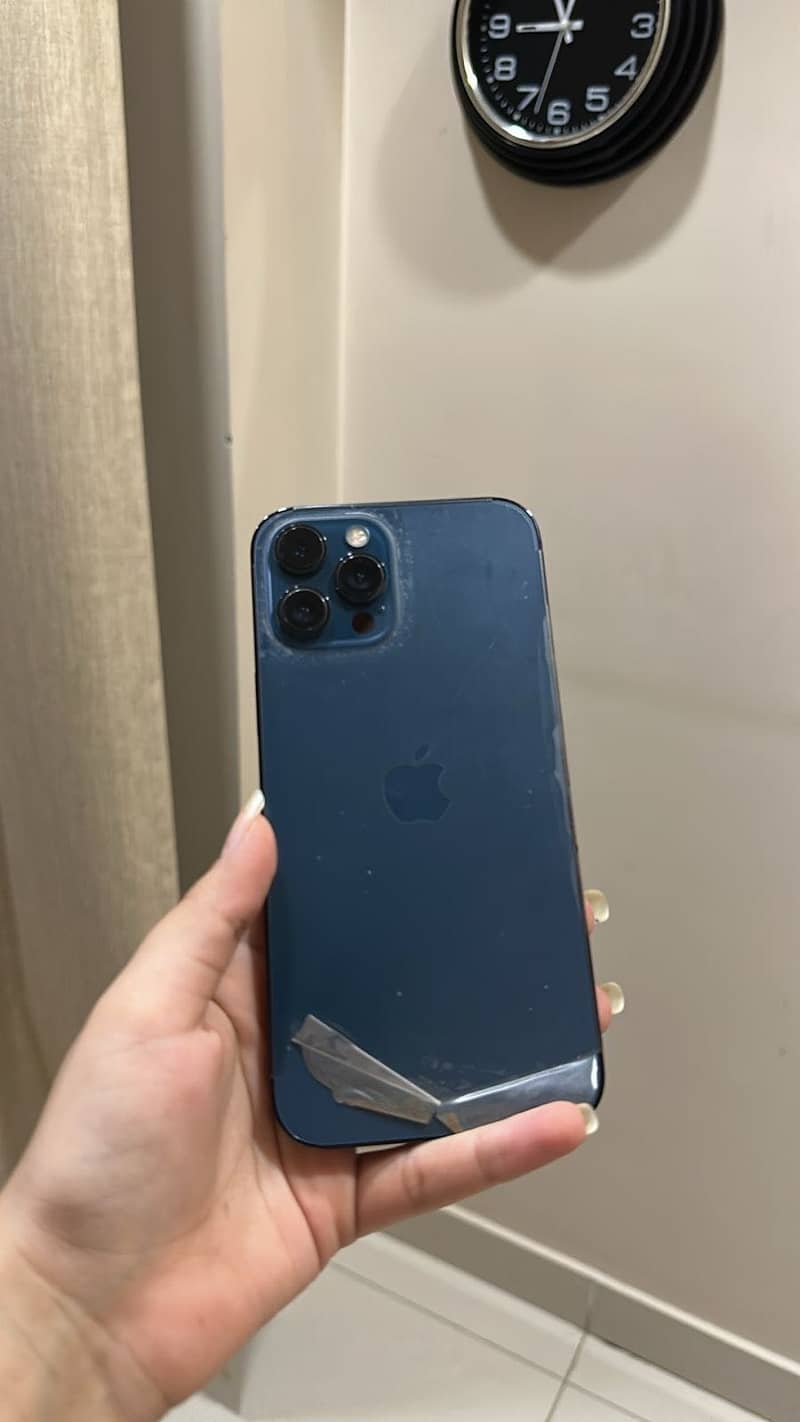Apple iPhone 12 Pro Max 4