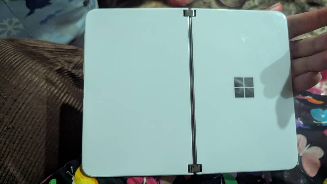 Microsoft Surface Duo 2