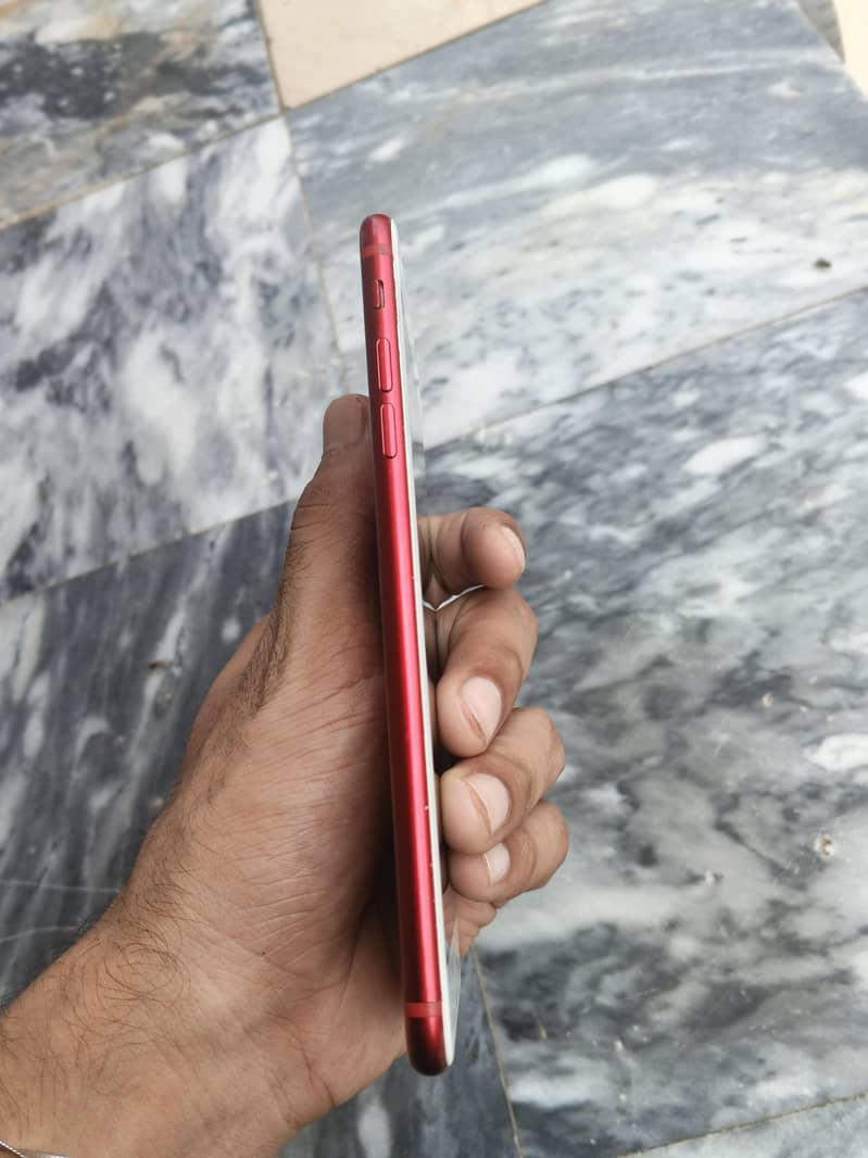 Apple iPhone 7 Plus 3