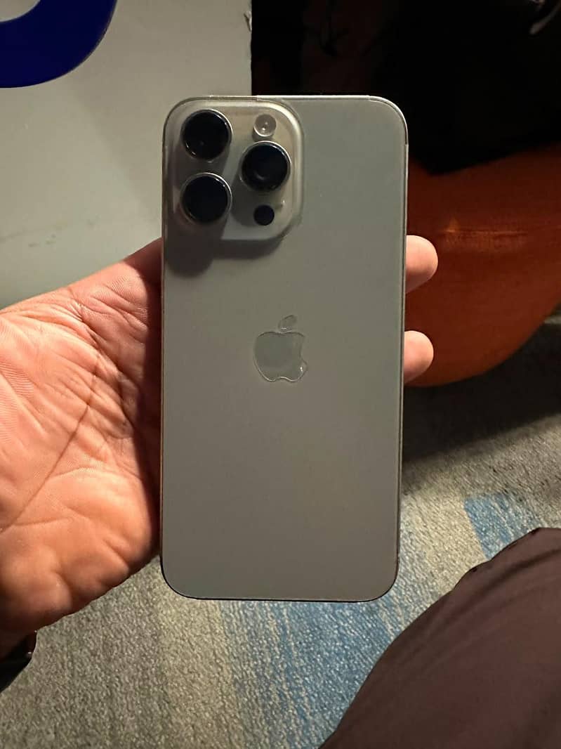 IPhone 15 Pro Max 1