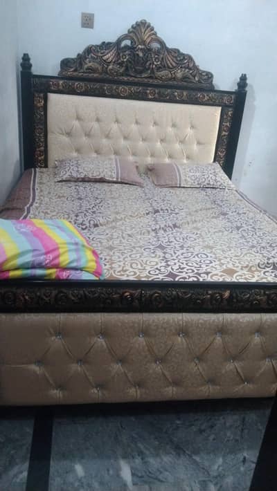1 saal use hva ha. . . . just bed without matrus