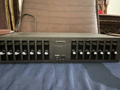 Pioneer Graphic Equalizer In Good Condition.