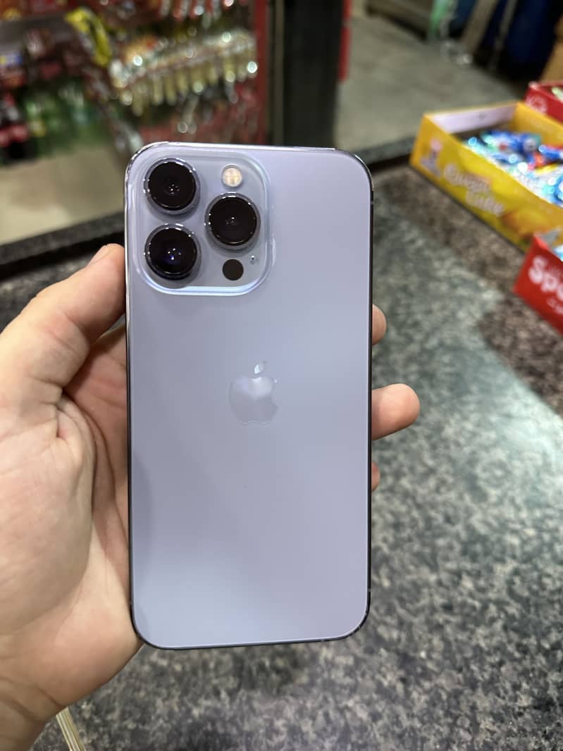 iPhone 14 Pro 1