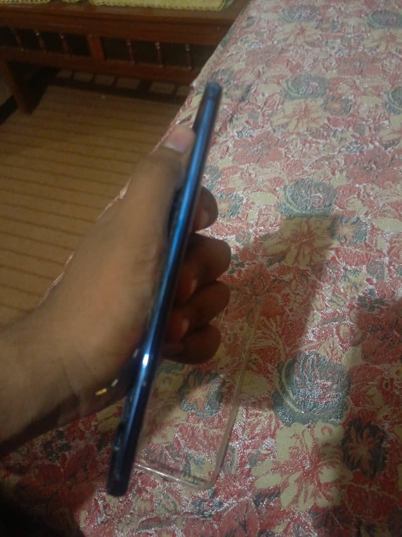 One Plus 7 Pro 3