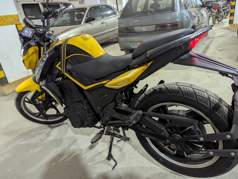 vlectra bolt 1
