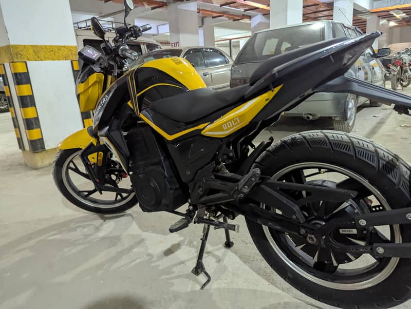 vlectra bolt 4