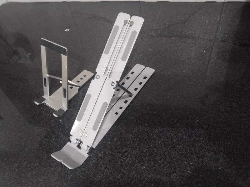 stand 2