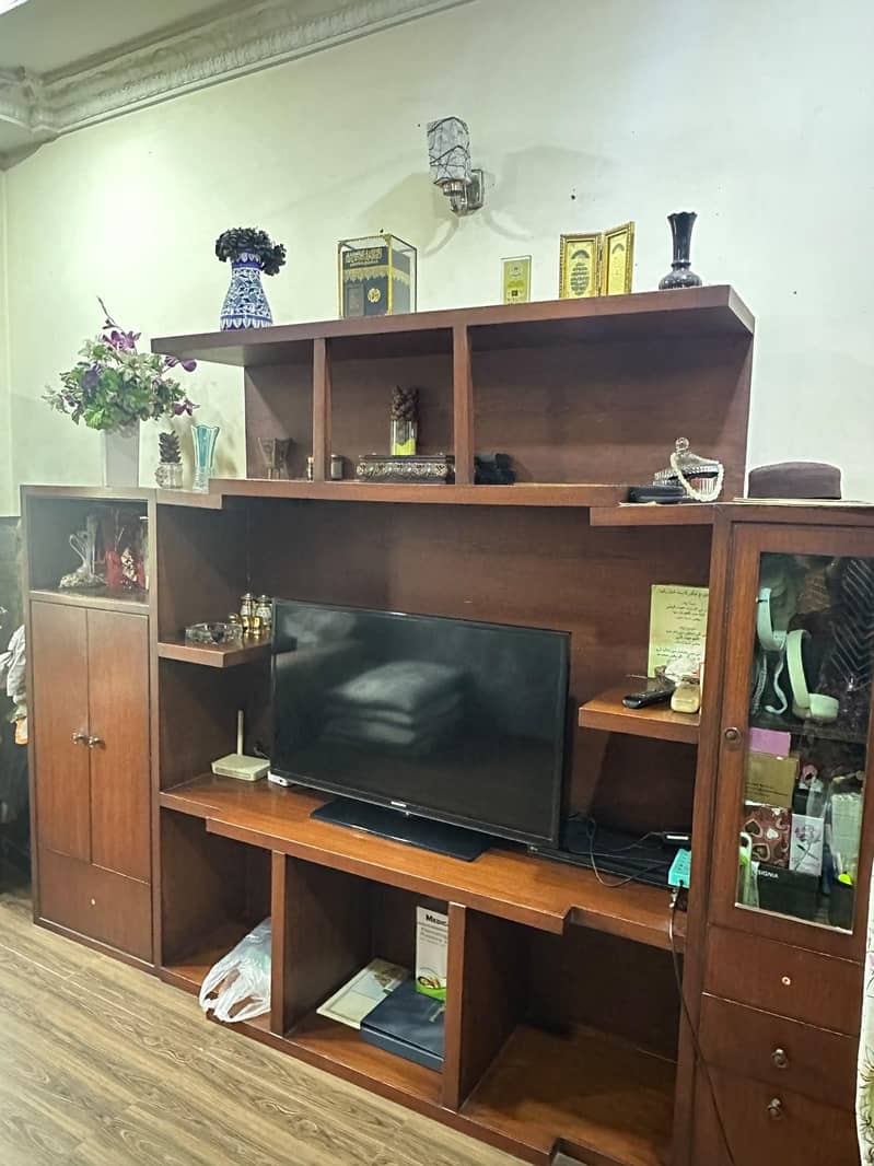 Tv Unit Divider 2