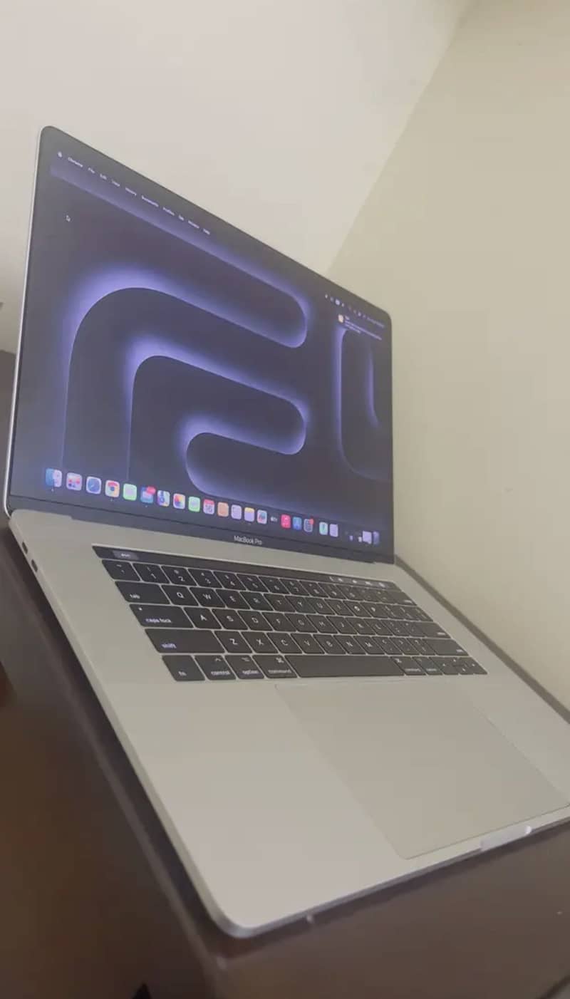 Macbook pro 2017 0