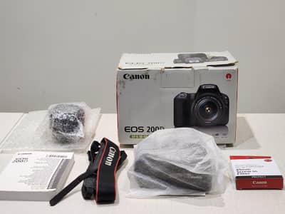 Canon EOS 200D Brand New condition. + 50mm Portrait Canon lens