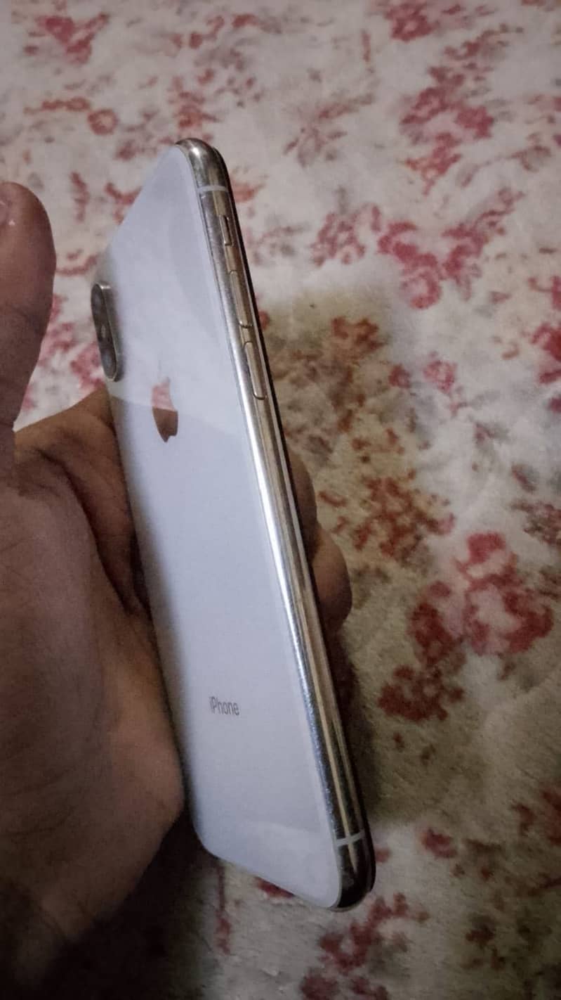 Apple iPhone X 1