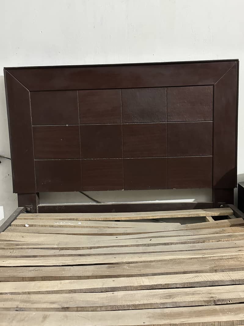 Single Bed 0