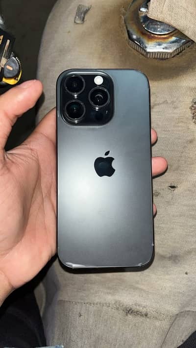 Apple iPhone 16 Pro