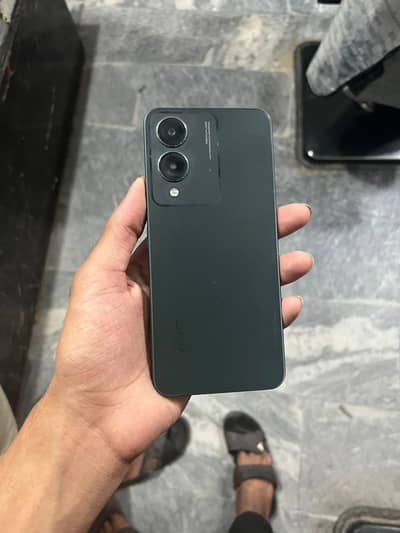 Vivo Y17s