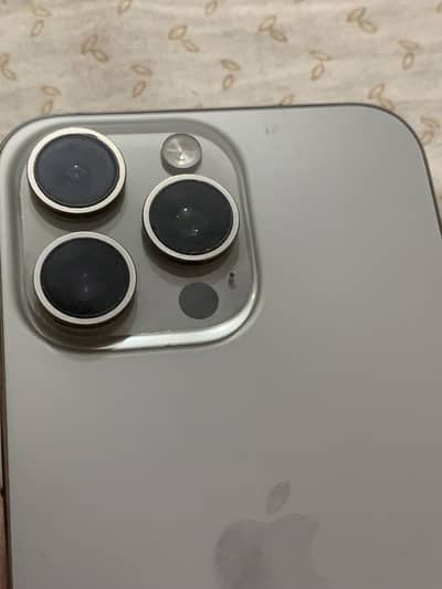 iPhone 15 pro max 256 non pta
