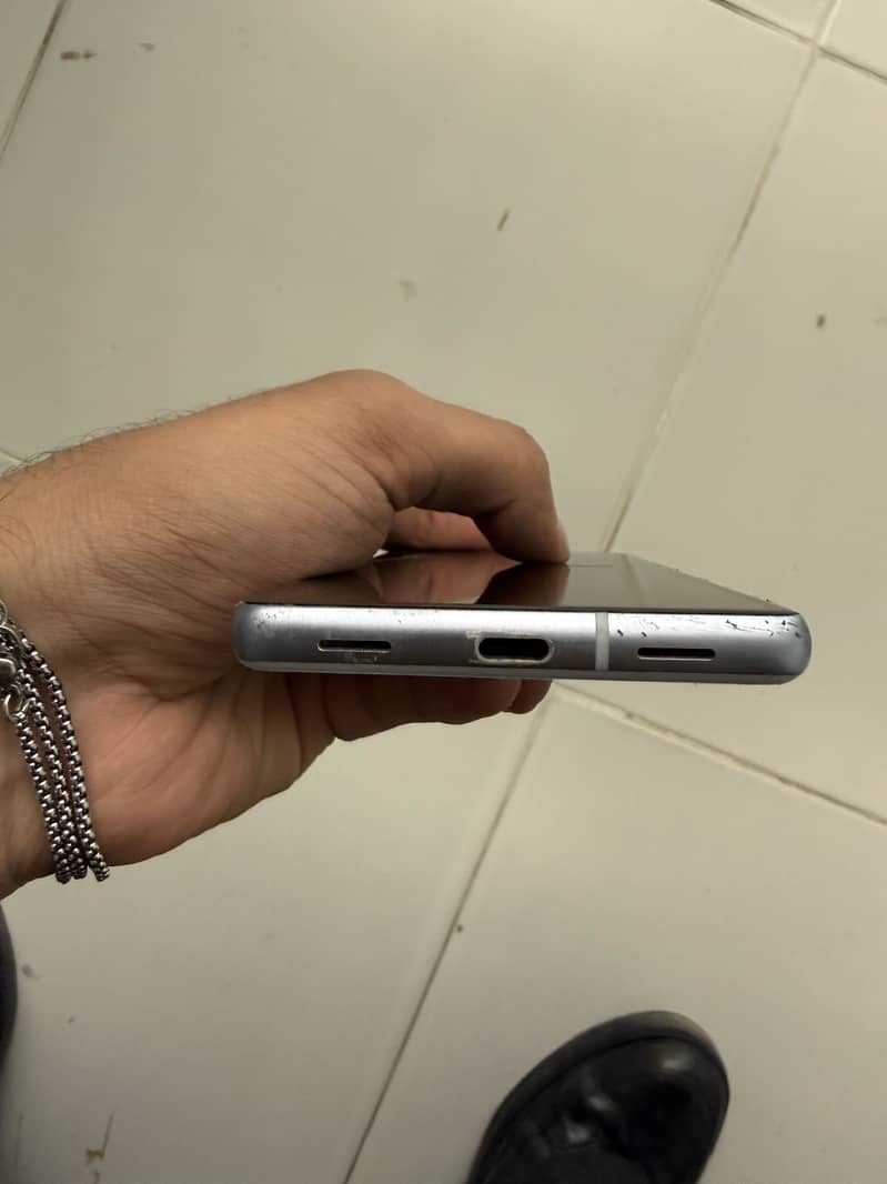 Google Pixel 7a 1