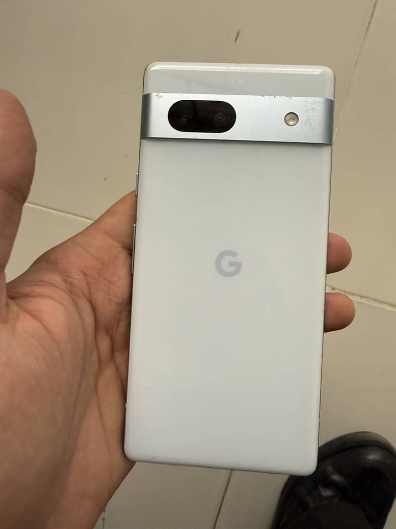Google Pixel 7a 4