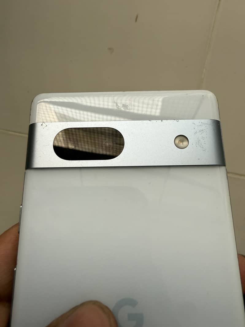 Google Pixel 7a 5